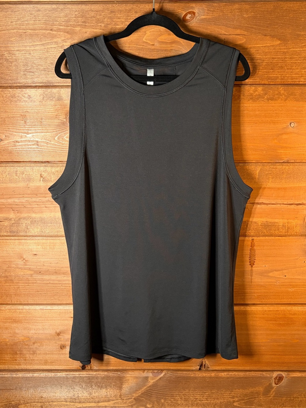 Fabletics Black Performance Sleeveless Tank Top Size Medium 💕🖤